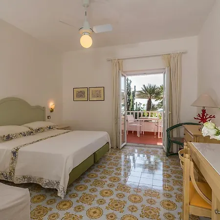 Готель Maria Sant'Angelo (Isola d'Ischia)